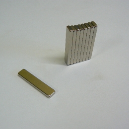 Magnet NH090 - 30x6x2,4 N38