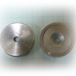 Magnet UM004 - 32x11/5,5x7