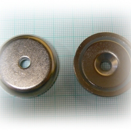 Magnet UM104 - 32x10,5/5,5x8