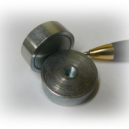 Magnet UM014 - 29x10xM5
